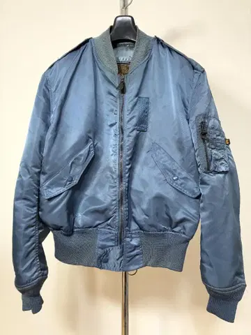 미국제 알파 아이디얼 지퍼 L-2A 라이트 존