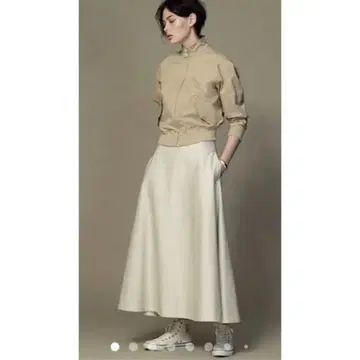 YL VE 아이보리 플레어 스커트 1