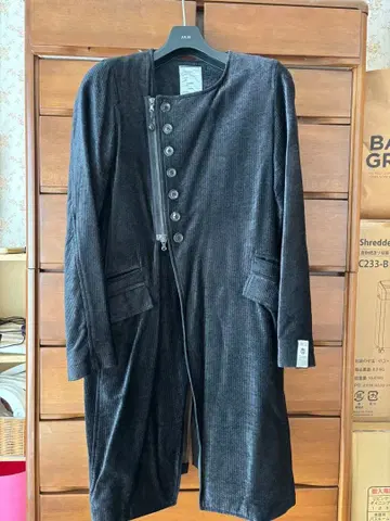 샤리프 노카라 코트