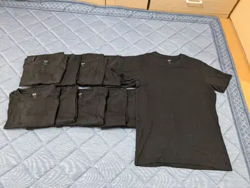 유니클로 블랙 T셔츠 반팔 11장 세트 S