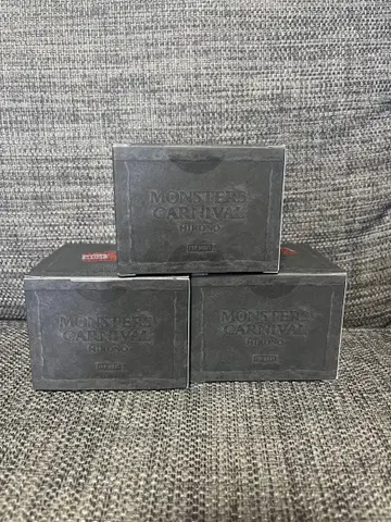 Hirono Monsters Carnival 받침대 3개 세트