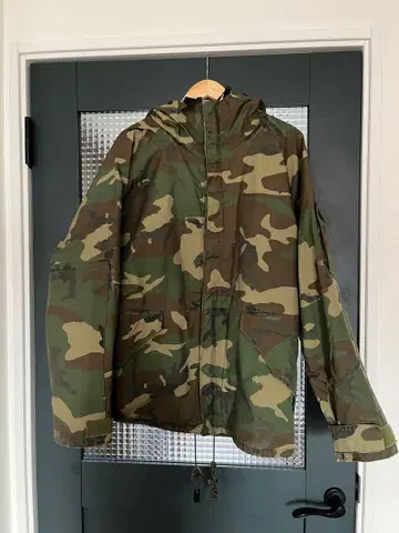 카모플라쥬 후드 부착 밀리터리 자켓
