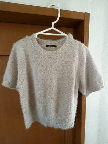 가격 인하 가능 One way 복슬복슬 반팔 니트 핑크 베이지