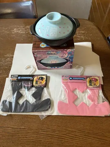 캐릭터 행거와 뚝배기 세트