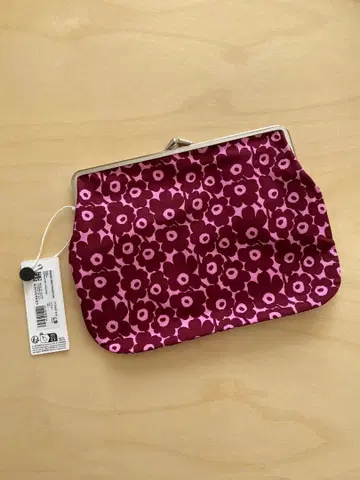 마리메꼬 새상품 2025 Pikkuinen Unikko 가마구치 파우치