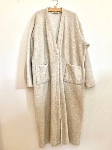 ARTE POVERA 알테포베라 리사이클 울 파일 롱 가디건