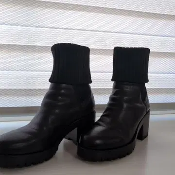 니트 커프 블랙 가죽 부츠 24cm 1f