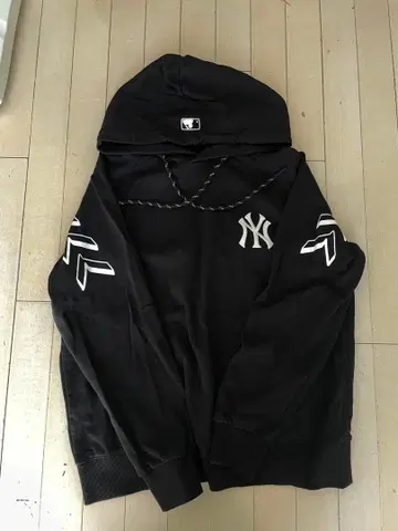 MLB 블랙 후드티 M