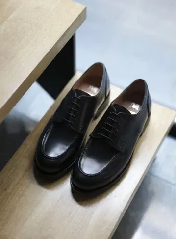 MB ULTIMATE FABRIC 굿이어 웰트 가죽 신발 블랙