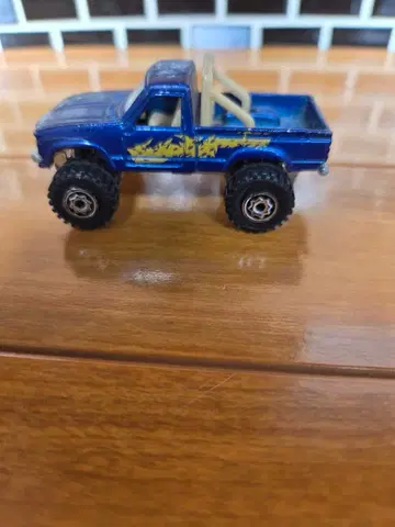 도요타 하이럭스 미니카