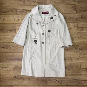 슈퍼 뷰티 화이트 코트