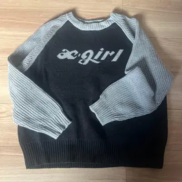 x-girl 로고 스웨터 블랙 그레이