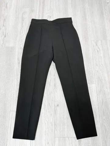 에스트네이션 슬랙스 테이퍼드 팬츠 블랙