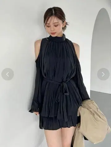 SNIDEL 콜드 숄더 셋업 M