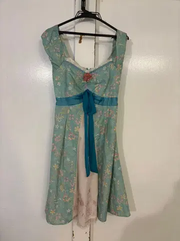 시크릿허니 디즈니 마법에 걸린 사랑 지젤 커튼 드레스