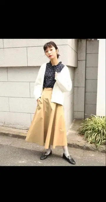 로리즈팜 1.5G 가디건 화이트