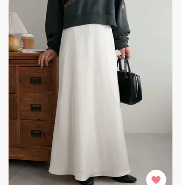 새상품 Discoat 새틴 플레어 롱 맥시 스커트