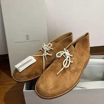 BRUNELLO CUCINELLI 베이지 처카 부츠