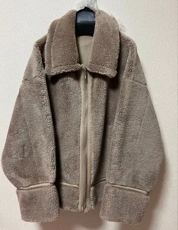 마이 스트라다 보아 무스탕 코트