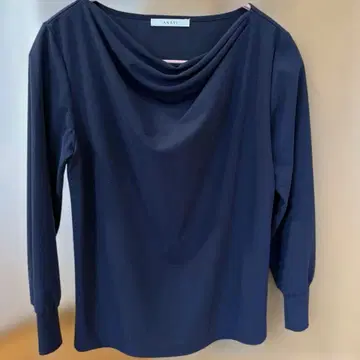 [ 새상품급 ] ANAYI 아나이 네이비 상의 블라우스 7부 소매