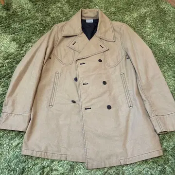 베이지 트렌치코트