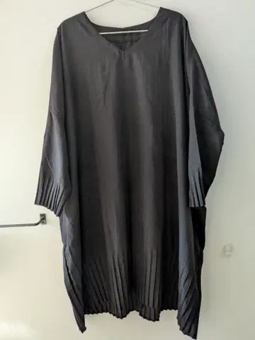 미즈이로 인드 mizuiro ind 플리츠 코쿤 원피스