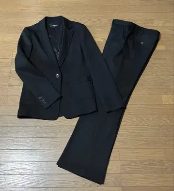 새상품급 LAUTREAMONT 셋업 팬츠 수트 블랙 40