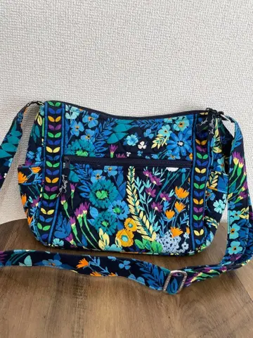 베라브래들리 백