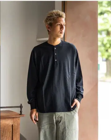 아프레쎄 캐시미어 블렌드 헨리넥 셔츠