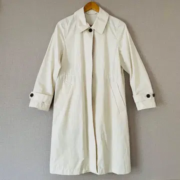 유나이티드 애로우즈 아이보리 스텐카라 코트