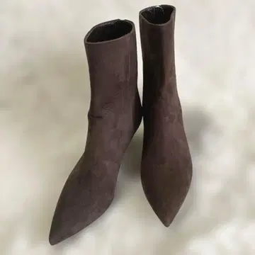 [ 즉시 발송 ] 컨디션 최상 유나이티드 애로우즈 숏부츠 스웨이드 브라운