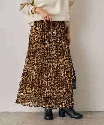 새상품 [ Loungedress ] 플리츠 스커트 레오파드