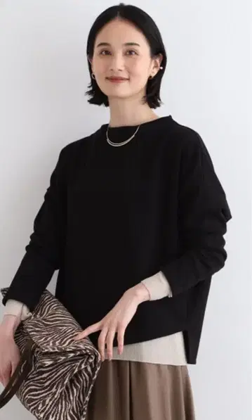 인디비 [세탁 가능/UV 케어] 라이트 저지 보틀넥 상의