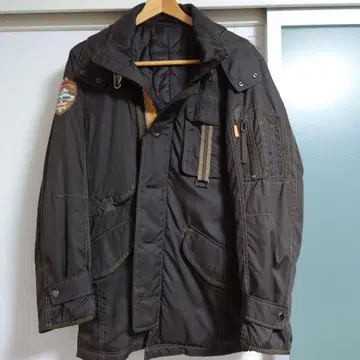 PIASPORTS 밀리터리 자켓 후드 부착