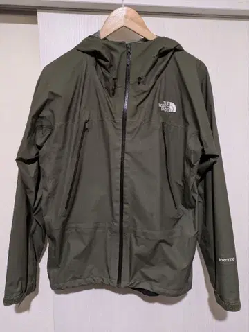 The North Face 마운틴 파카 올리브 그린