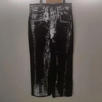 L 사이즈 BH 데님 프린트 팬츠 동유럽