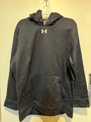 언더아머 블랙 후드티 L 사이즈