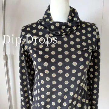 딥드롭스 레트로 꽃무늬 터틀넥 티셔츠 레이어드에도