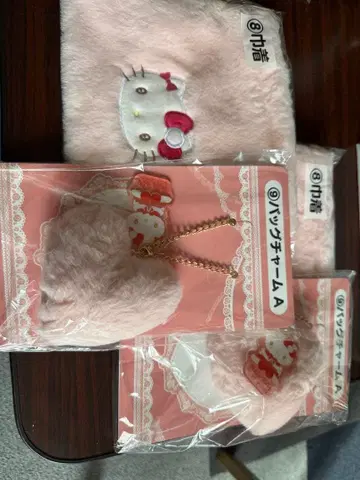 헬로키티 백참 핑크