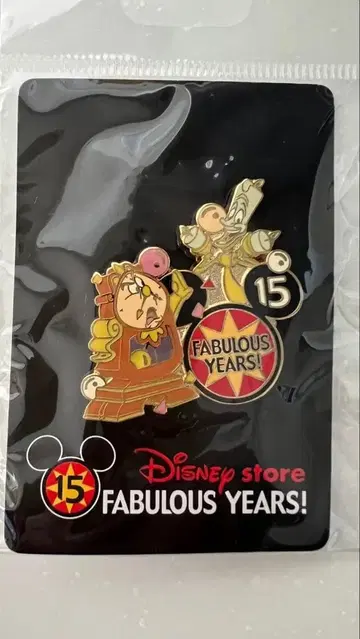 [ 새상품 미개봉 ] 디즈니 스토어 15주년 한정판 미녀와 야수 핀 배지