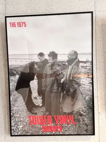 THE 1975 TOWER VINYL SHIBUYA 포스터