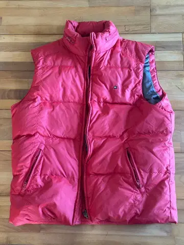 TOMMY HILFIGER 레드 다운 베스트 M