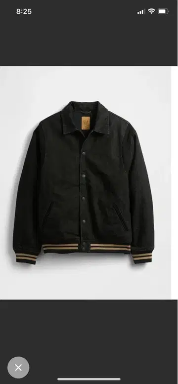블랙 버튼 부착 자켓