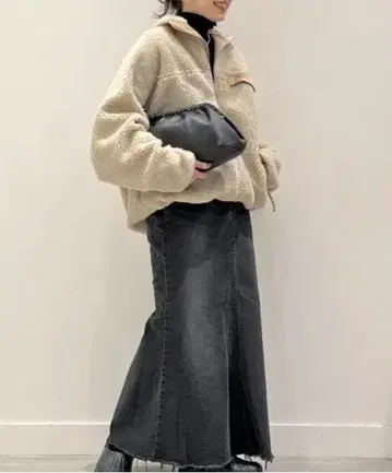 아메리카나 하이넥 보아 자켓 정가 3만 800엔