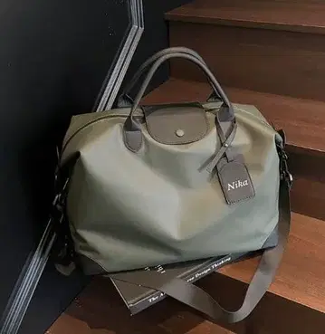 올리브 그린 보스턴 백