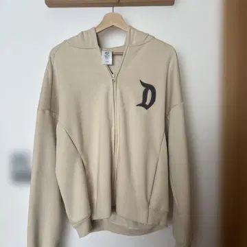 [ 미국 한정판 ] Disneyland 후드티 자수 로고 포함