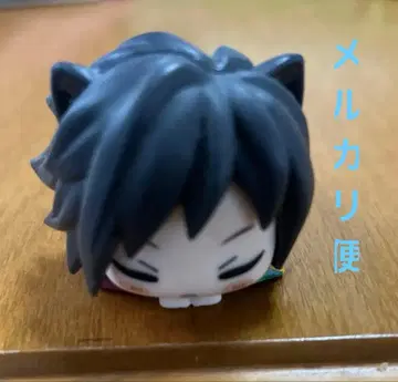 귀멸의 칼날 토미오카 기유 낮잠