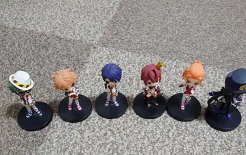 Q posket petit 트위스티드 원더랜드 하트 라비르 기숙사