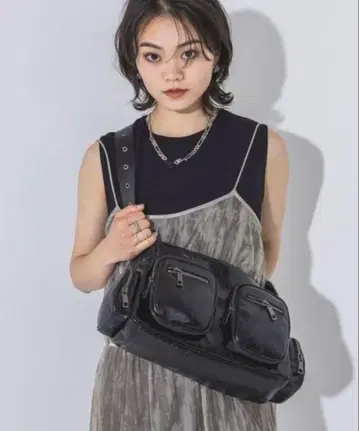 JEANASIS 4 포켓 원 숄더백