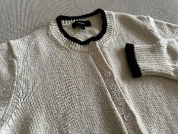 띠어리 Theory 웨이브 부클레 니트 가디건 아이보리